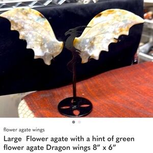 Large  Flower agate with a hint of green flower agate Dragon wings 8” x 6”